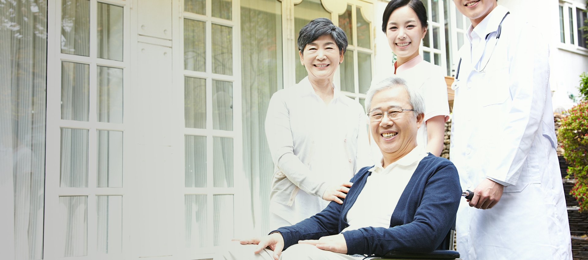 임직원 모두 정성을 다해 모시겠습니다.|지역민과 조합원의 건강한 삶을 위해 열정을 다하겠습니다.