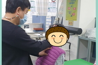 머리와 몸통을 이용 하지 자극운동